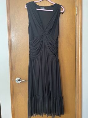 Nicole Miller Black Sleeveless Twisted Bodice Maxi Dress
